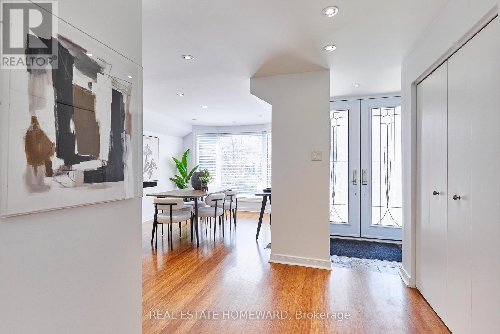 117 Edgewood Avenue, Toronto, Ontario  M4L 3H2 - Photo 3 - E13052348