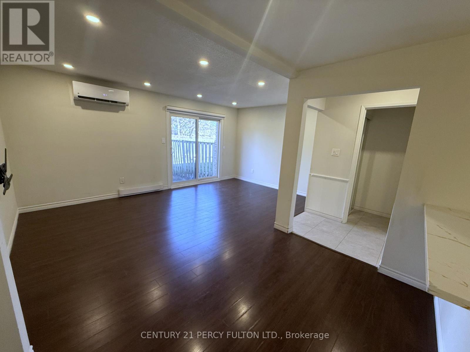 22 - 221 Ormond Drive, Oshawa, Ontario  L1G 6T7 - Photo 3 - E13052394