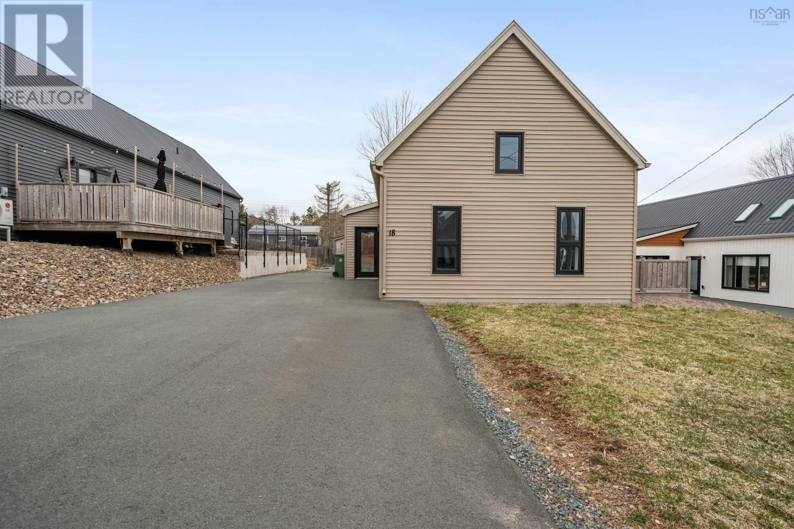 18 Monarch Terrace, Truro, Nova Scotia  B2N 0A2 - Photo 3 - 202608810