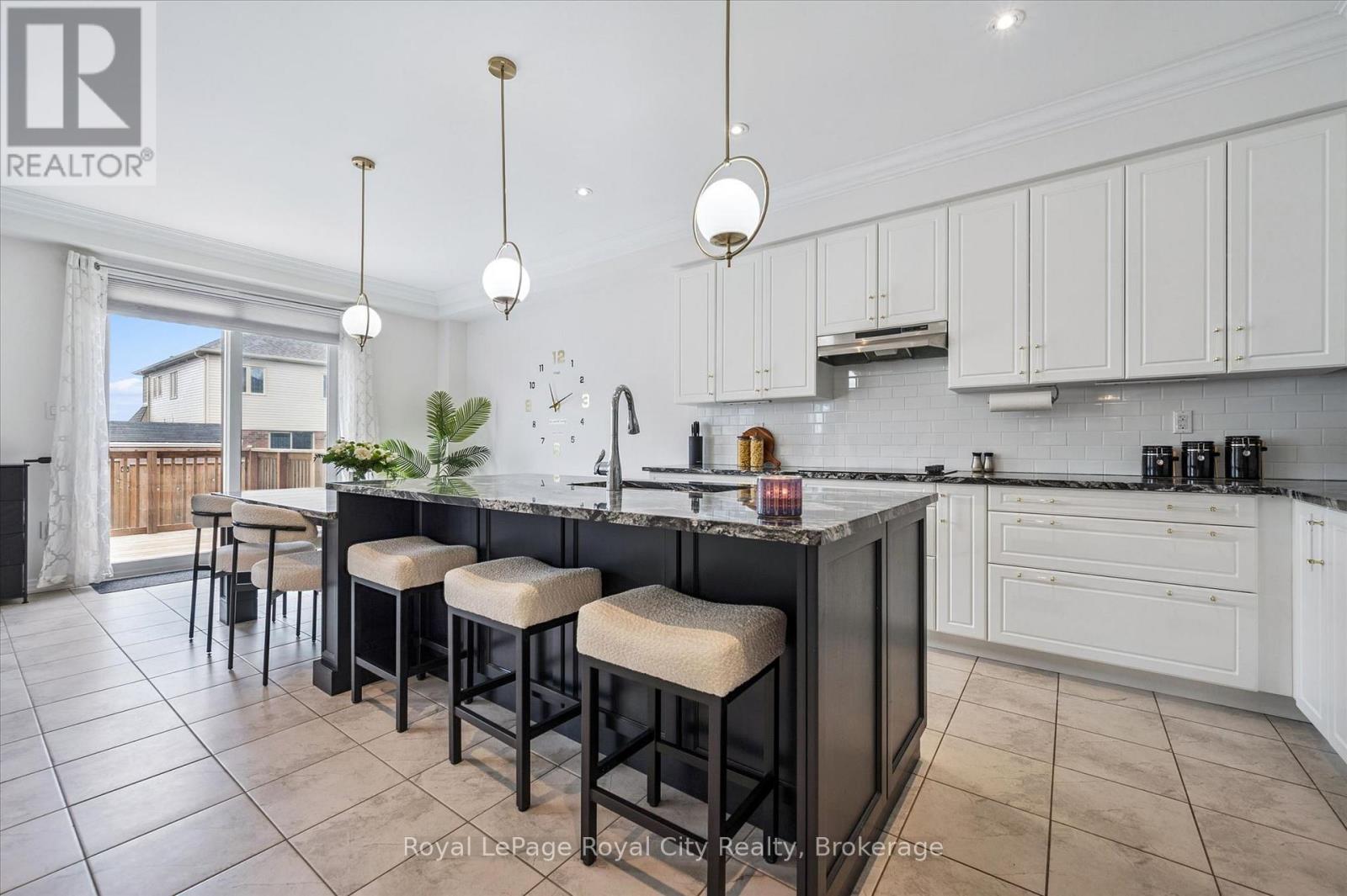 145 Harpin Way E, Centre Wellington, Ontario  N1M 2W3 - Photo 12 - X13052080