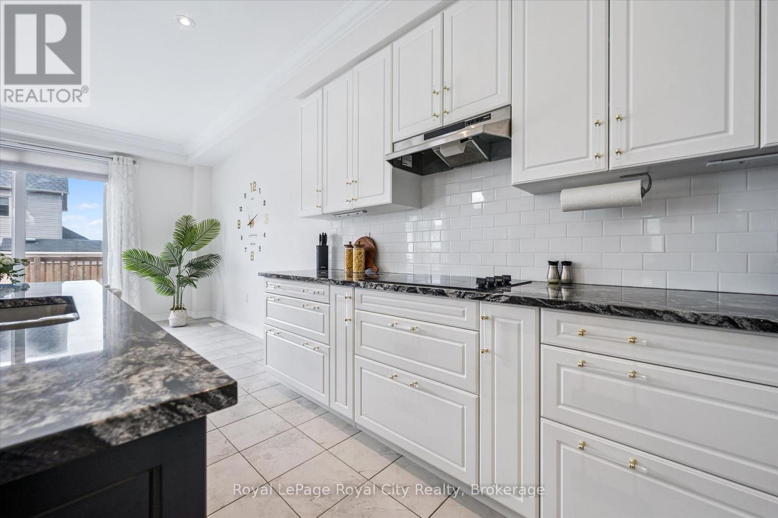 145 Harpin Way E, Centre Wellington, Ontario  N1M 2W3 - Photo 13 - X13052080