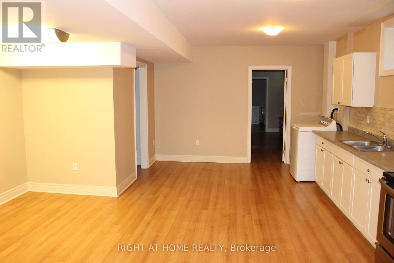 Bsmt - 69 Langstaff Road, Richmond Hill (South Richvale), Ontario  L4C 6M9 - Photo 4 - N13052192