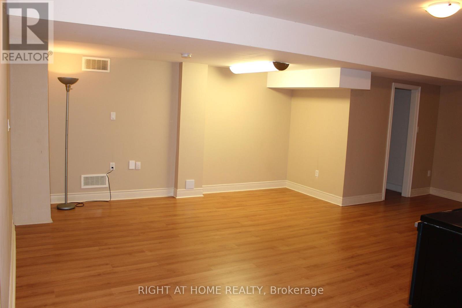 Bsmt - 69 Langstaff Road, Richmond Hill (South Richvale), Ontario  L4C 6M9 - Photo 5 - N13052192