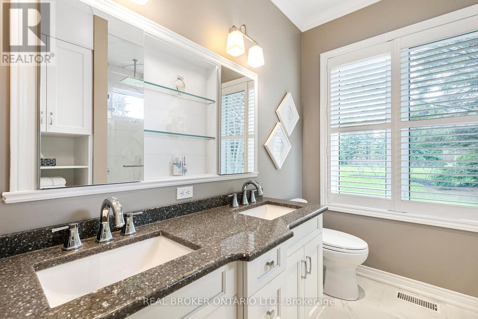 100 Colonel Wayling Boulevard, East Gwillimbury (Sharon), Ontario  L0G 1V0 - Photo 19 - N13052232