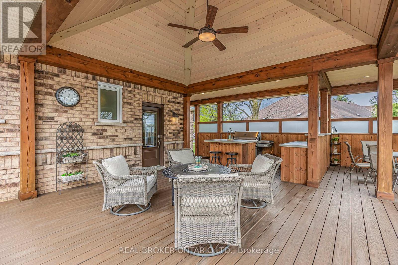 100 Colonel Wayling Boulevard, East Gwillimbury (Sharon), Ontario  L0G 1V0 - Photo 24 - N13052232