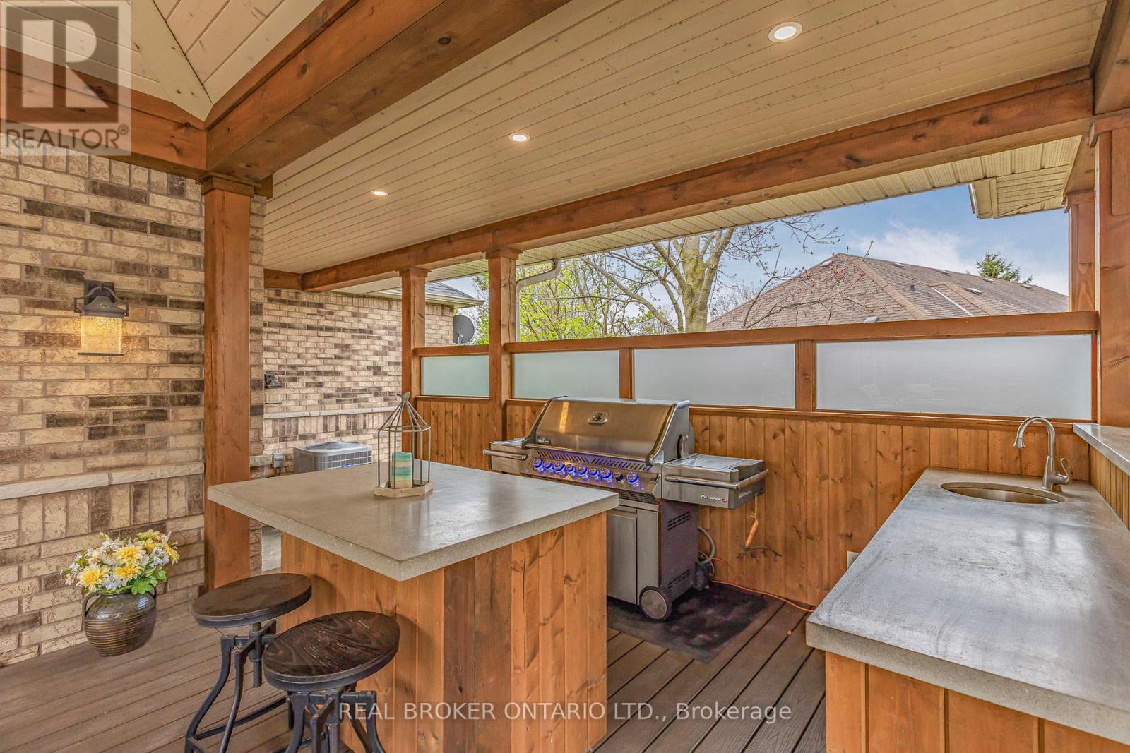 100 Colonel Wayling Boulevard, East Gwillimbury (Sharon), Ontario  L0G 1V0 - Photo 25 - N13052232