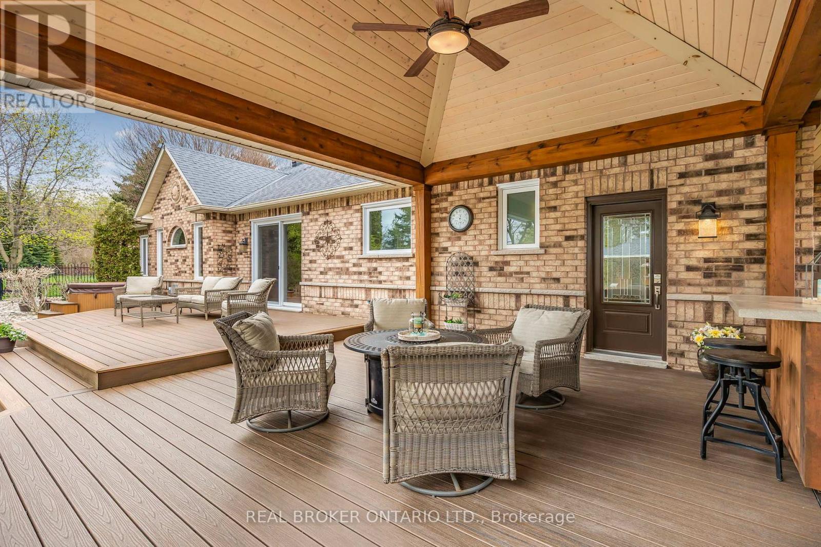 100 Colonel Wayling Boulevard, East Gwillimbury (Sharon), Ontario  L0G 1V0 - Photo 30 - N13052232