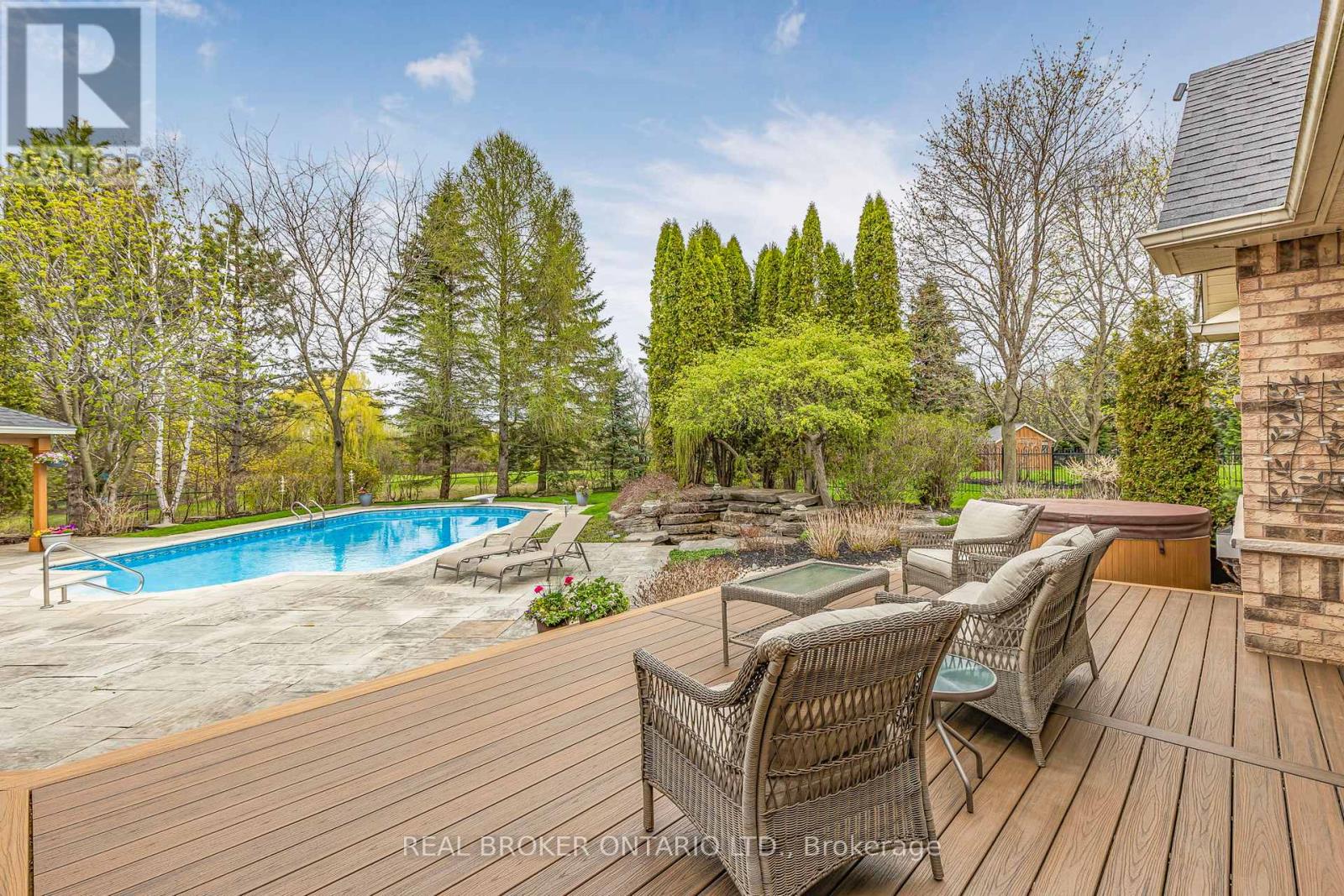 100 Colonel Wayling Boulevard, East Gwillimbury (Sharon), Ontario  L0G 1V0 - Photo 32 - N13052232