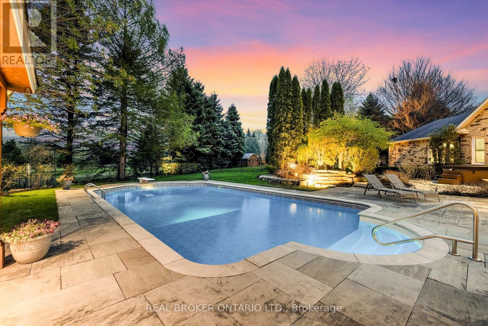 100 Colonel Wayling Boulevard, East Gwillimbury (Sharon), Ontario  L0G 1V0 - Photo 36 - N13052232