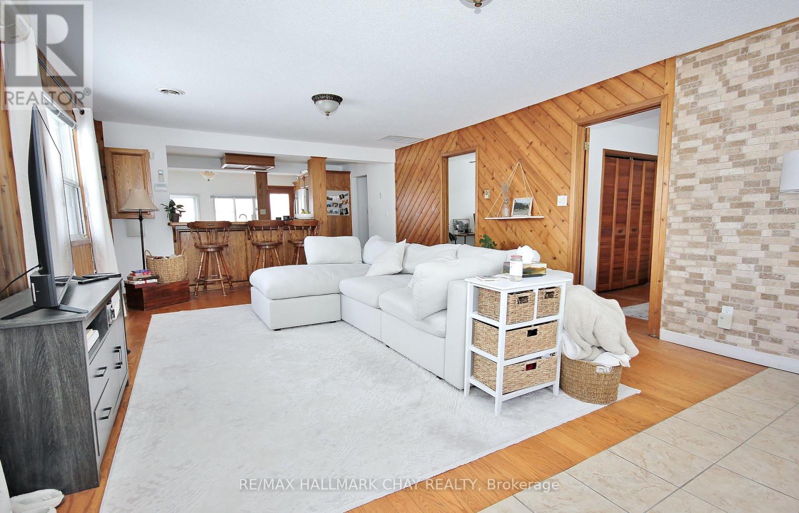 1099 Poplar Drive, Innisfil (Gilford), Ontario  L0L 1R0 - Photo 5 - N13052300