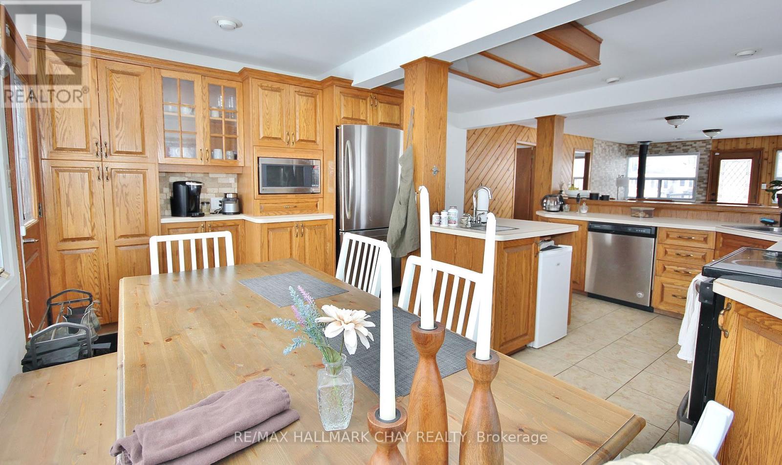 1099 Poplar Drive, Innisfil (Gilford), Ontario  L0L 1R0 - Photo 9 - N13052300