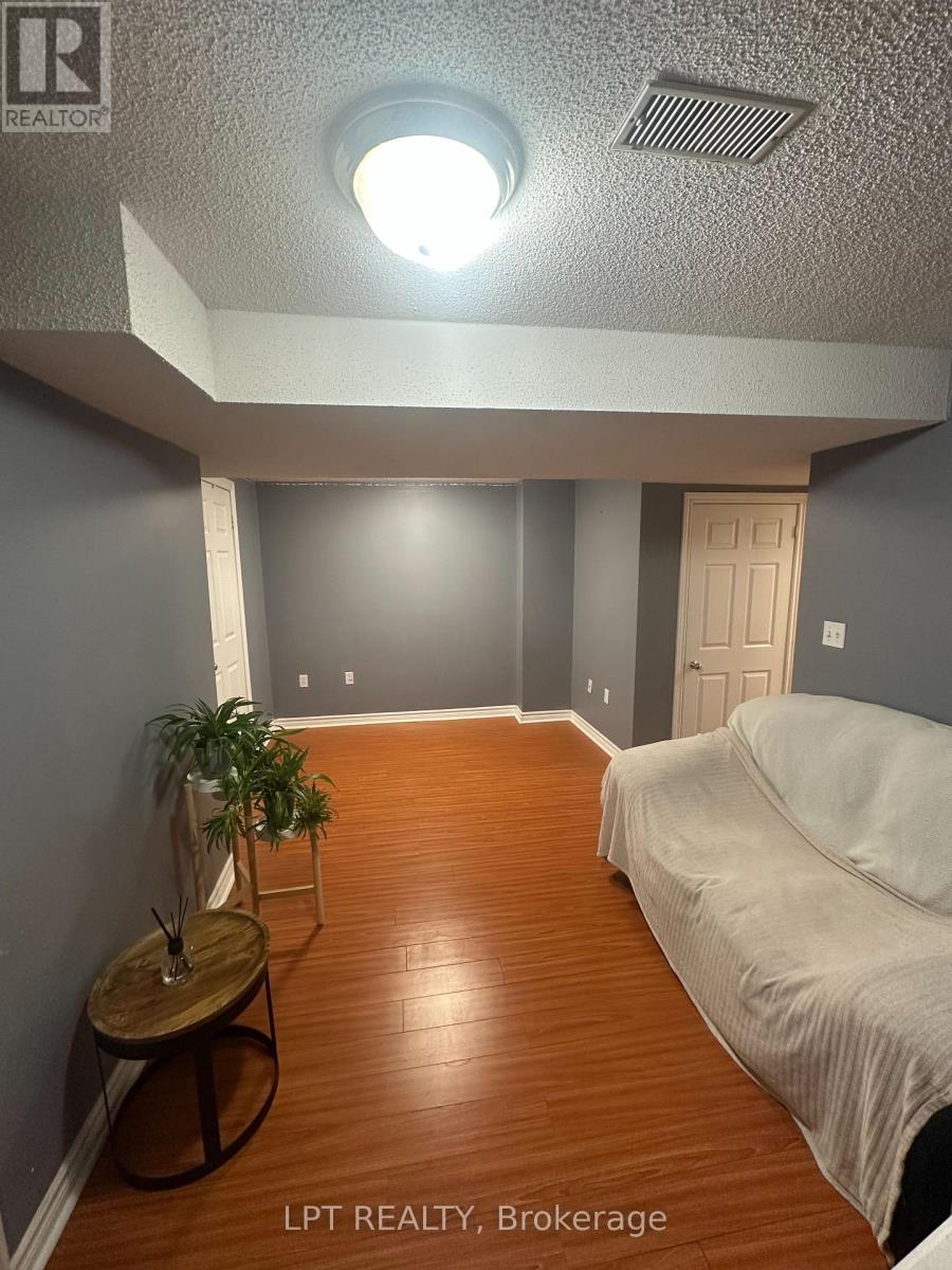 BSMT - 33 KENBOROUGH COURT, Markham, Ontario