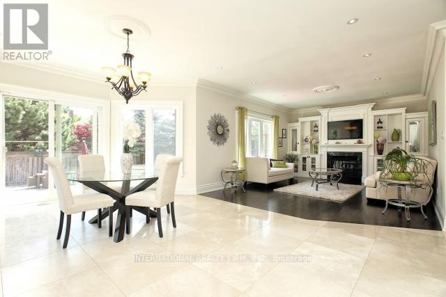 7 Elderwood Drive, Richmond Hill (Bayview Hill), Ontario  L4B 2X3 - Photo 4 - N13052564