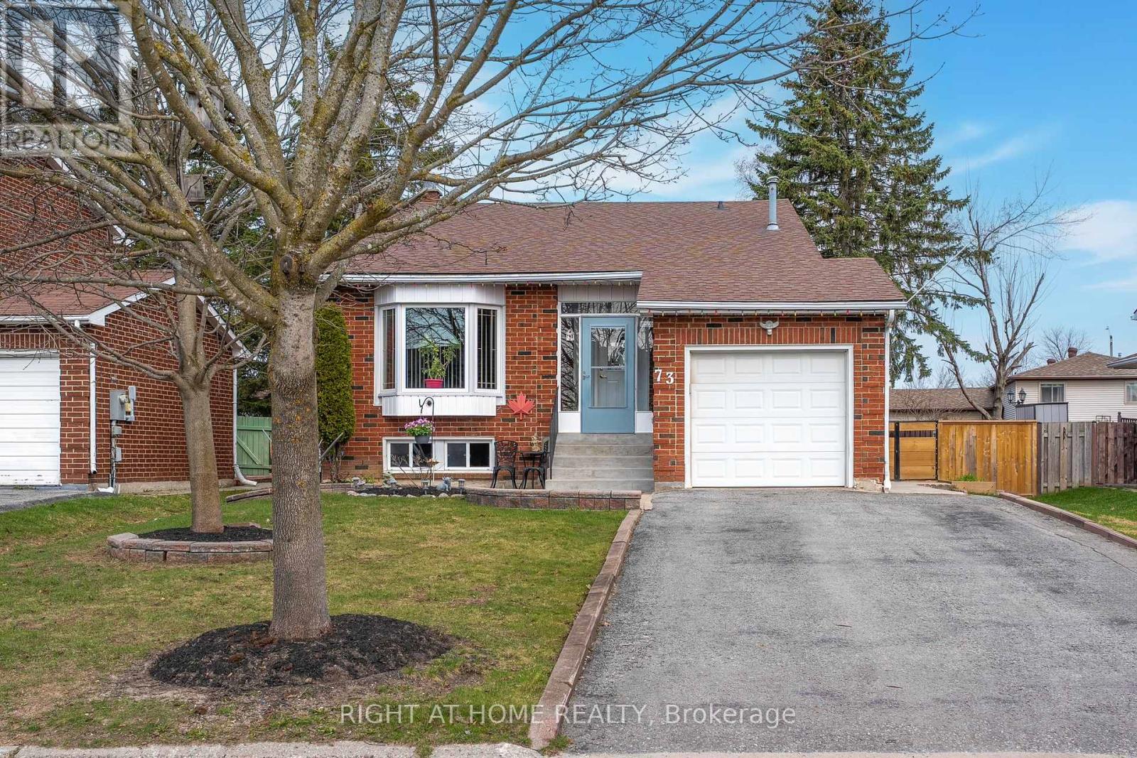 73 PEPLER PLACE, Barrie, Ontario