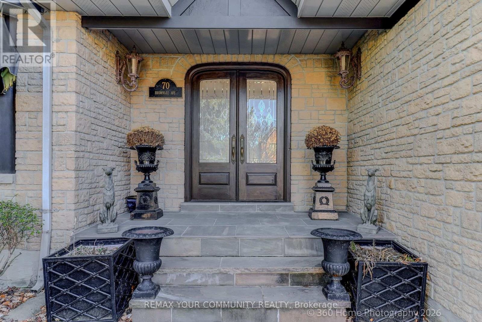 70 Brownlee Avenue, Vaughan, Ontario  L4L 8H4 - Photo 4 - N13034826
