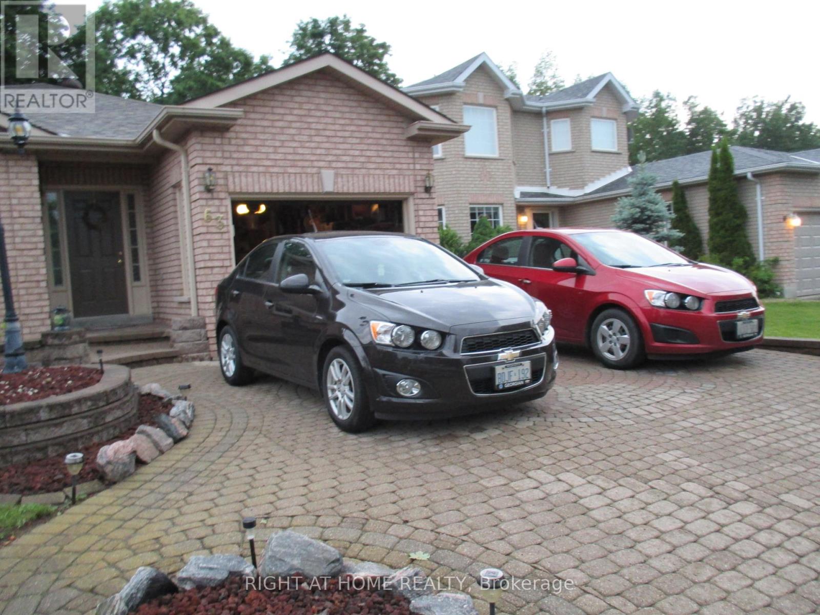 63 Benson Drive, Barrie, Ontario  L4N 7Y2 - Photo 2 - S12800372