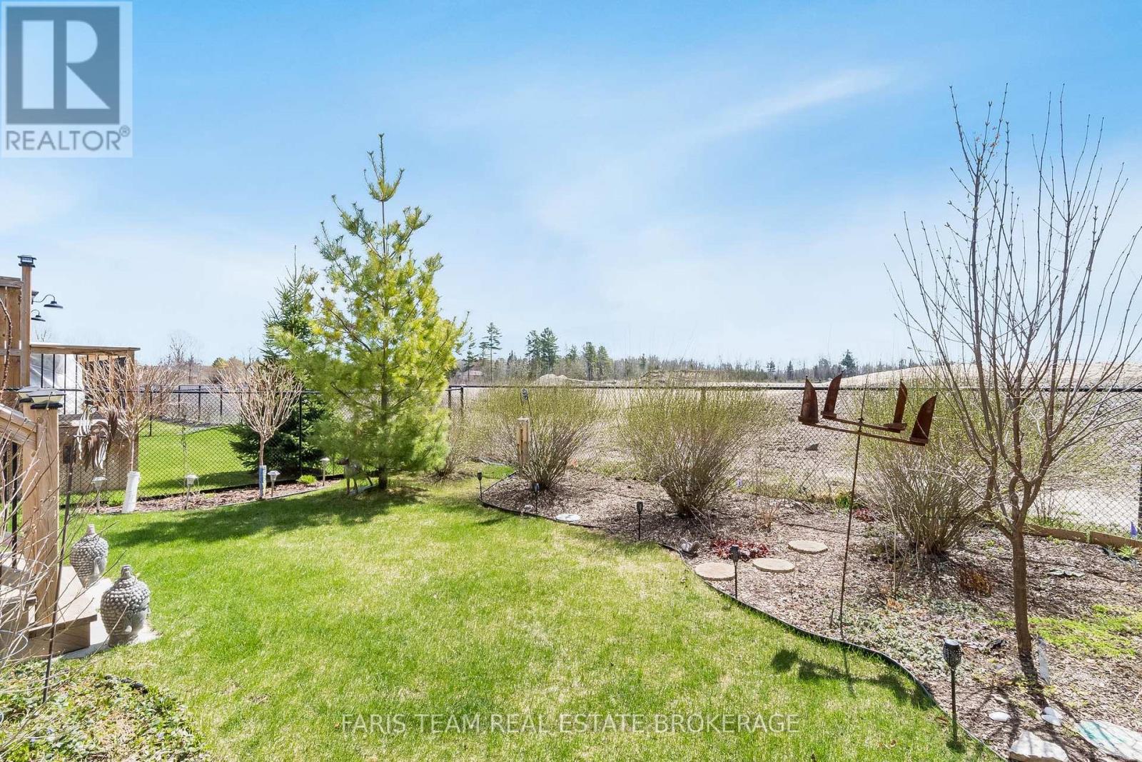 33 Bianca Crescent, Wasaga Beach, Ontario  L9Z 0H6 - Photo 46 - S13003604