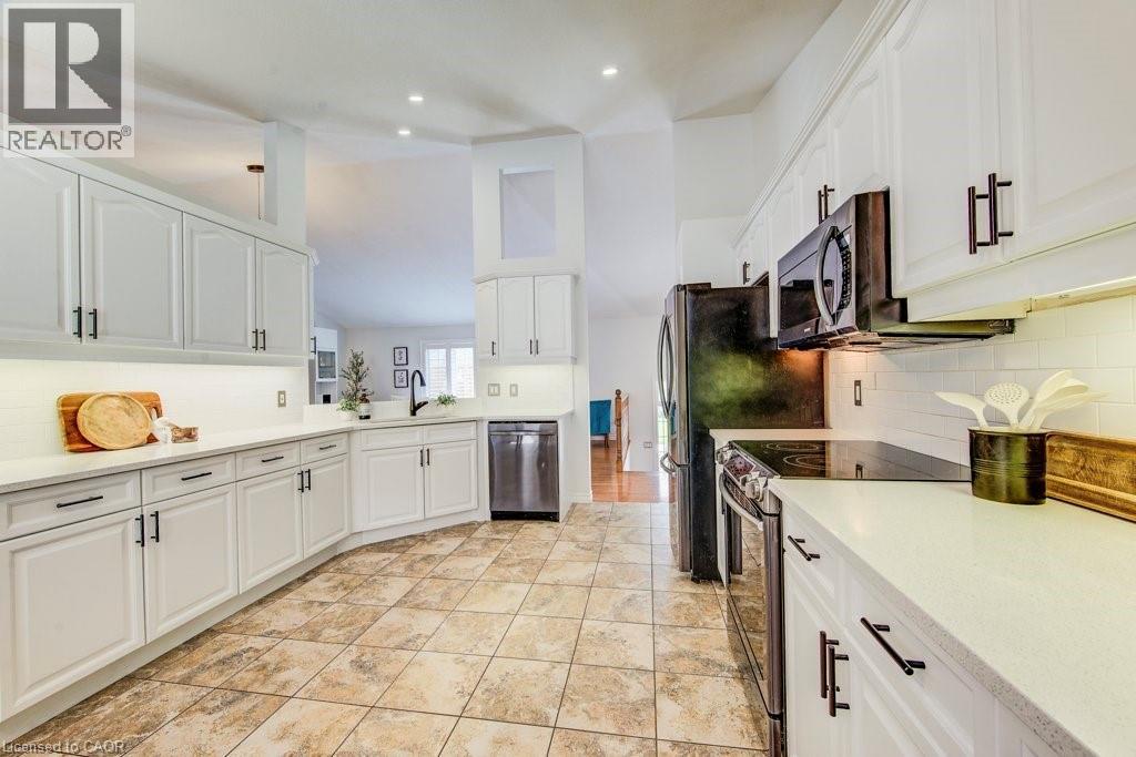 219 Mitchell Street, Ayr, Ontario  N0B 1E0 - Photo 18 - 40824834