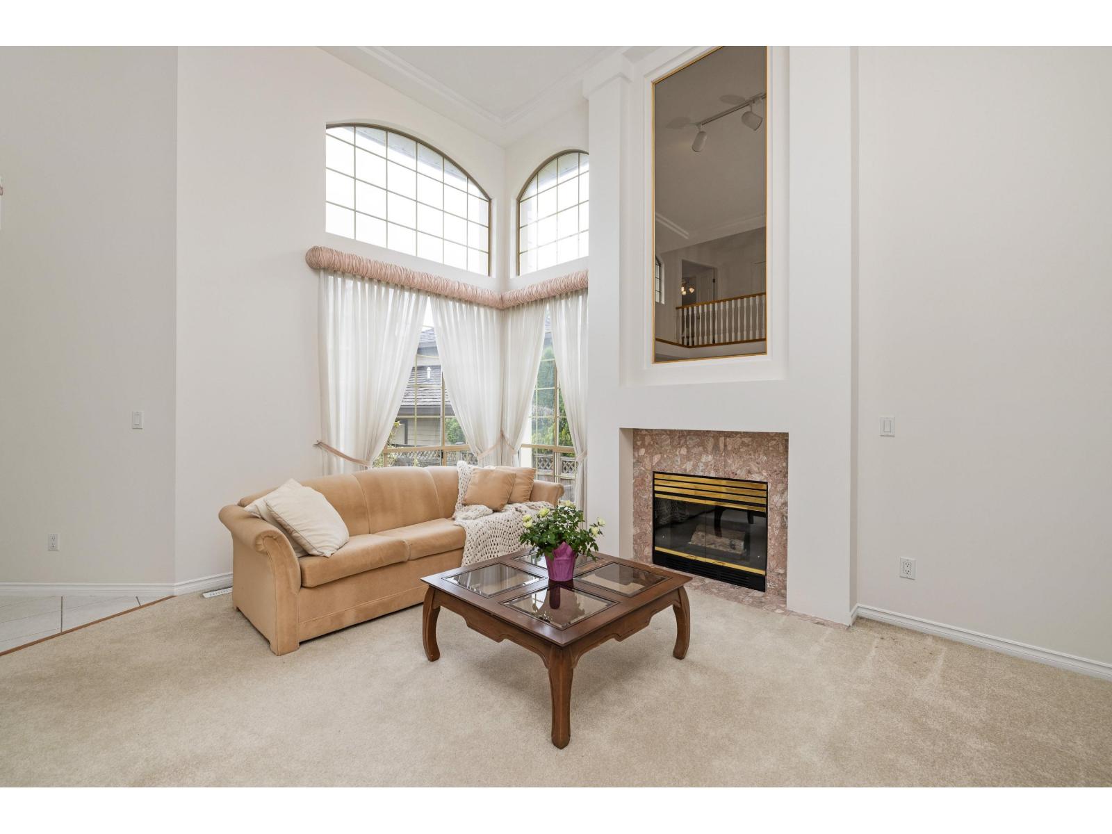 8658 165a Street, Surrey, British Columbia  V4N 3G7 - Photo 6 - R3093433