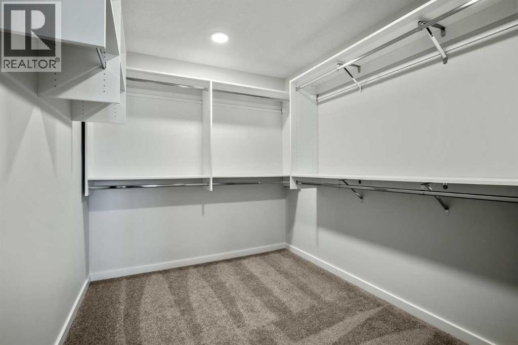 11 Heritage Link, Cochrane, Alberta  T4C 2J8 - Photo 6 - A2275697