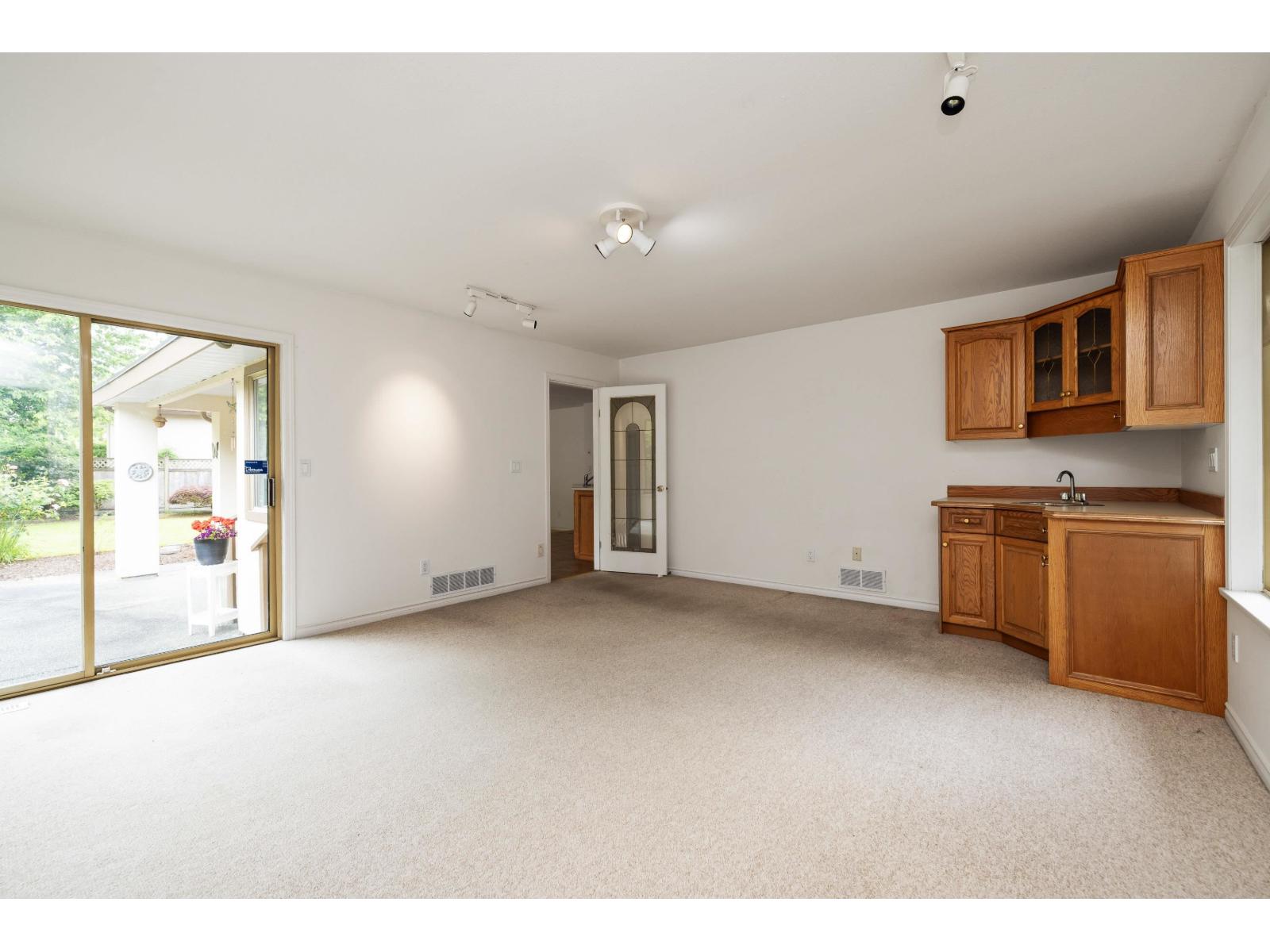 8658 165a Street, Surrey, British Columbia  V4N 3G7 - Photo 22 - R3093433