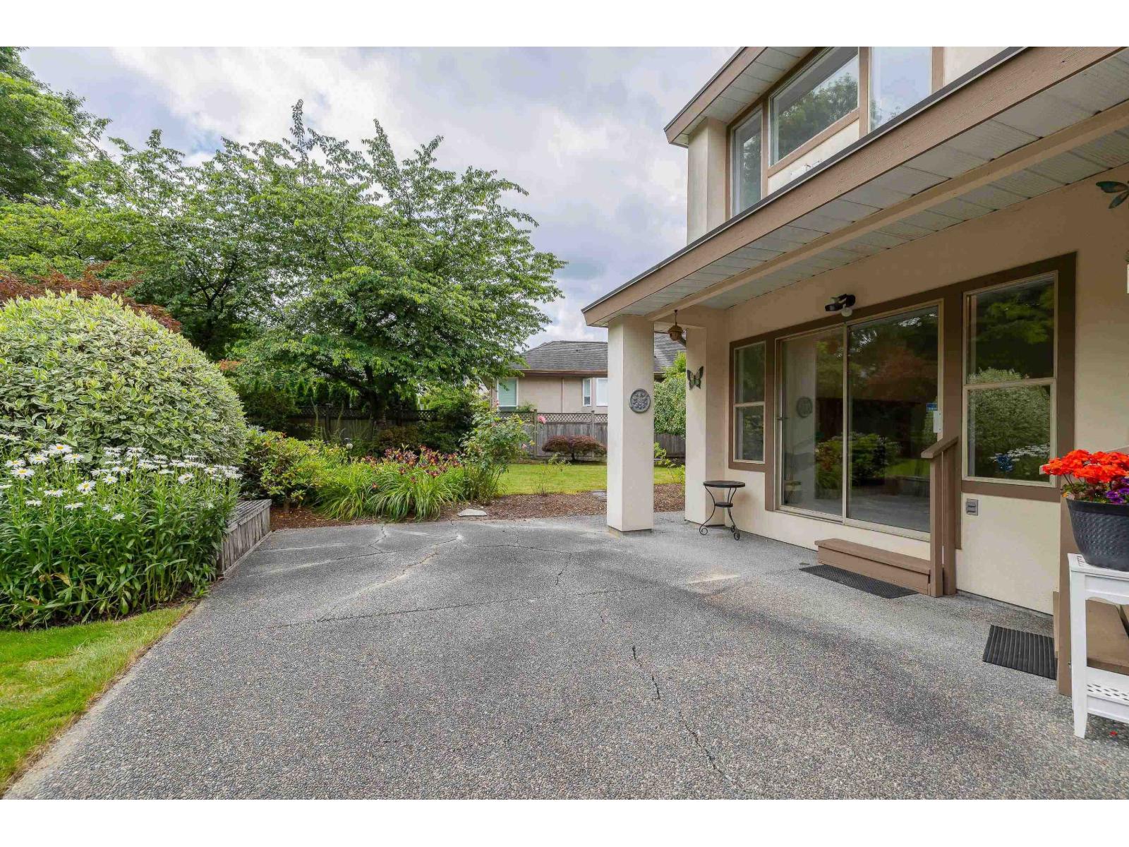 8658 165a Street, Surrey, British Columbia  V4N 3G7 - Photo 32 - R3093433