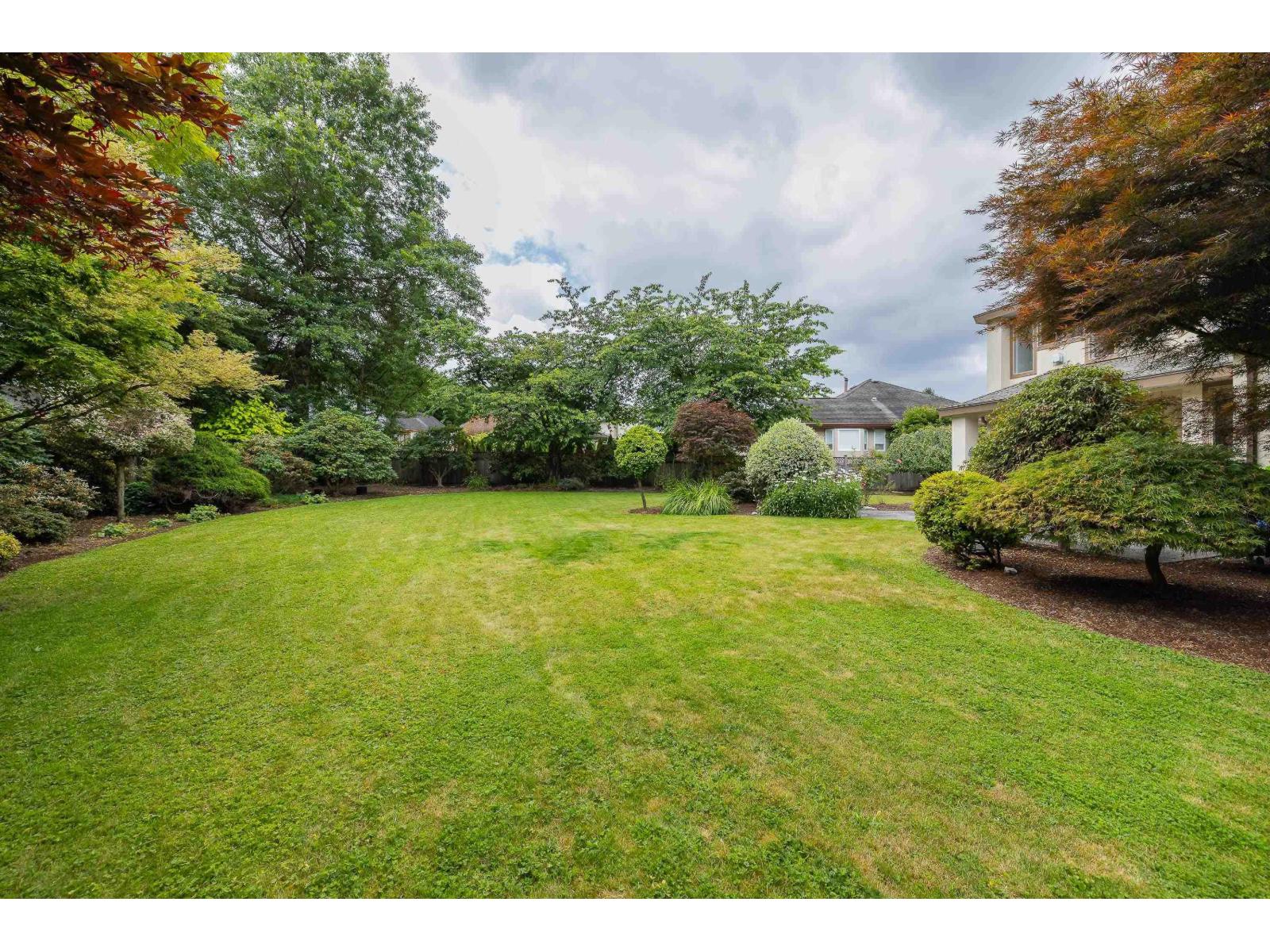 8658 165a Street, Surrey, British Columbia  V4N 3G7 - Photo 37 - R3093433