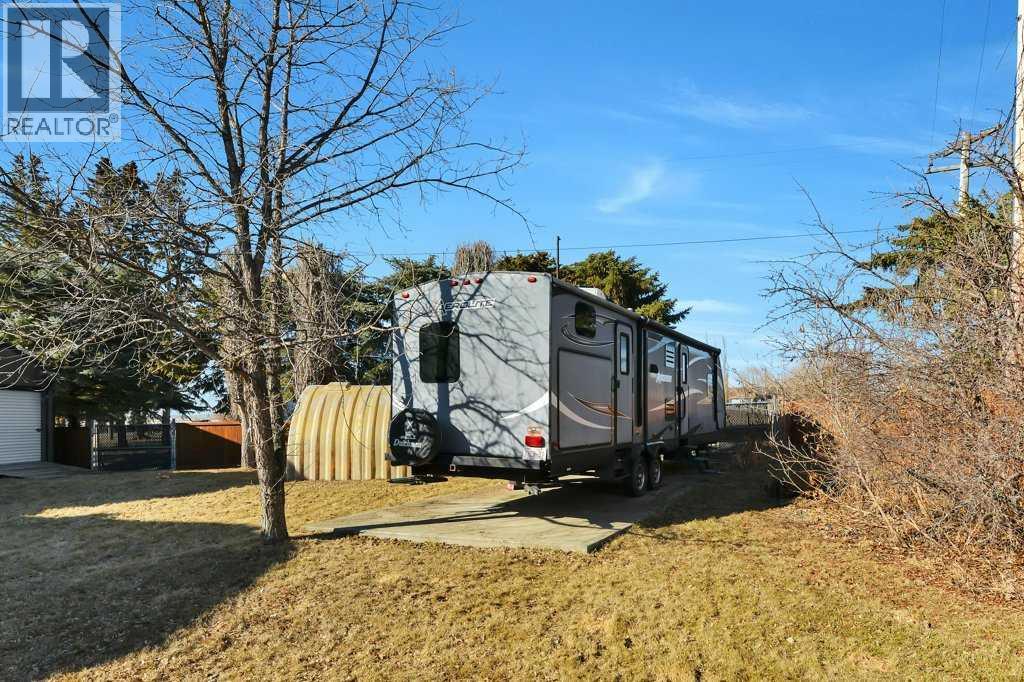 5317 50 Street, Bentley, Alberta  T0C 0J0 - Photo 36 - A2297446