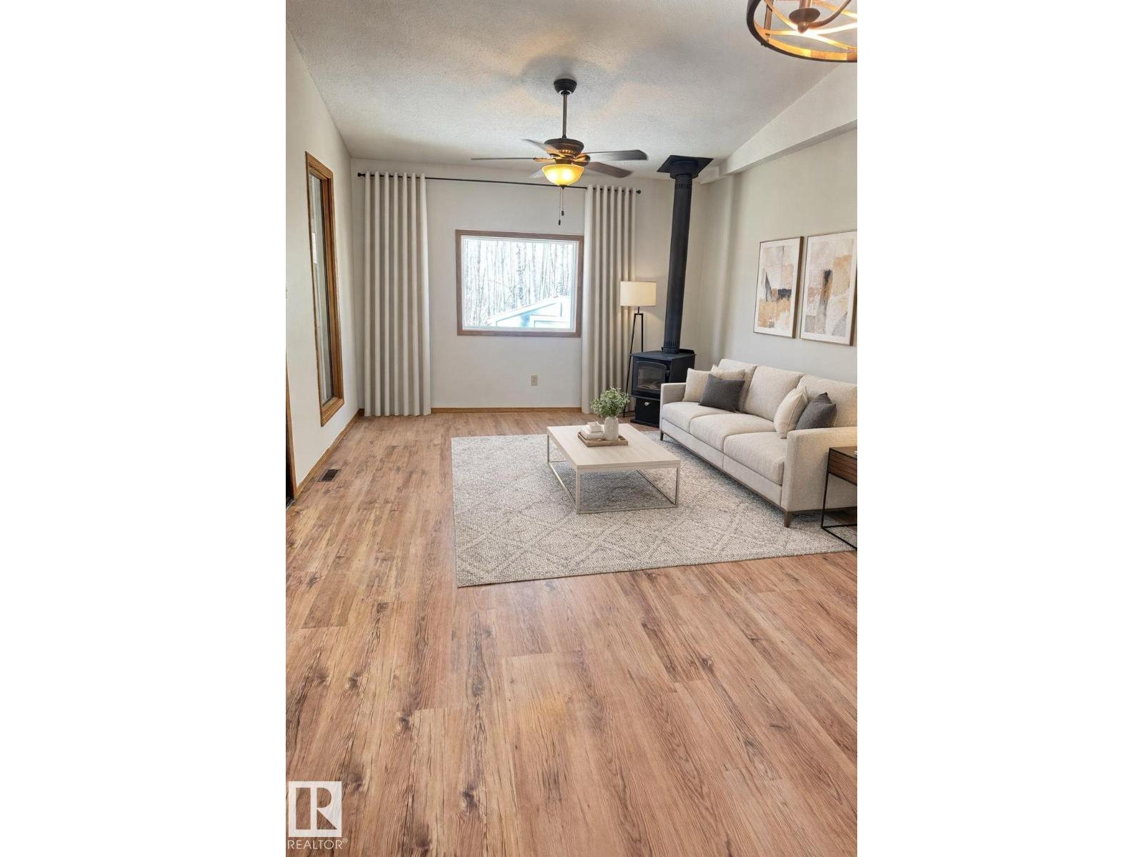 52 5512 Twp 593a, Rural Barrhead County, Alberta  T7N 1N3 - Photo 11 - E4484447