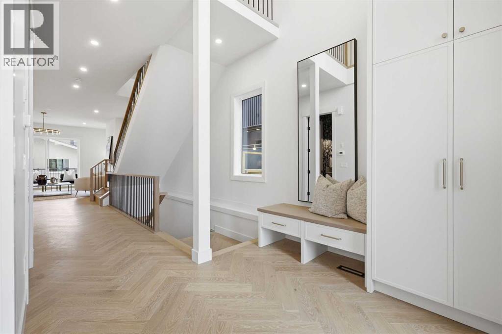 2133 29 Avenue Sw, Calgary, Alberta  T2T 1N6 - Photo 3 - A2305520