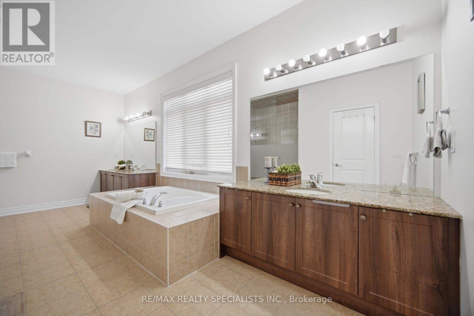 8835 Creditview Road, Brampton, Ontario  L6Y 0X3 - Photo 16 - W13052416