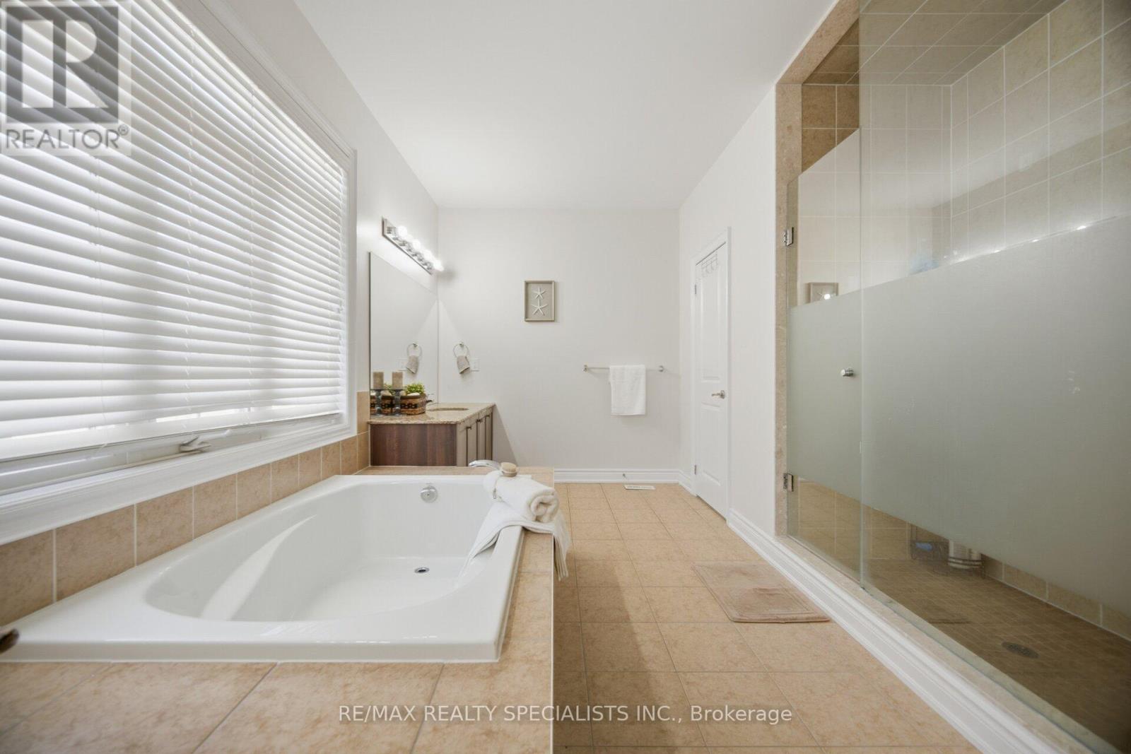 8835 Creditview Road, Brampton, Ontario  L6Y 0X3 - Photo 17 - W13052416