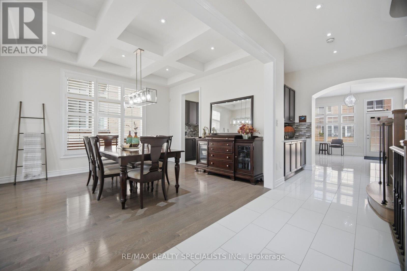 8835 Creditview Road, Brampton, Ontario  L6Y 0X3 - Photo 5 - W13052416