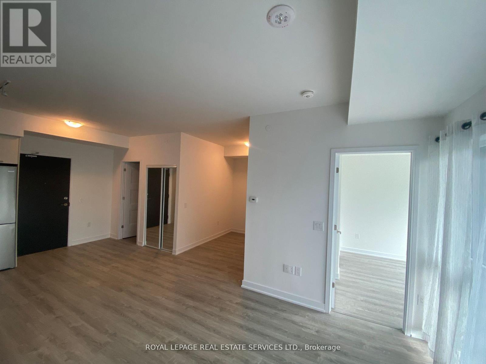 605 - 25 Neighbourhood Lane, Toronto, Ontario  M8Y 0C4 - Photo 6 - W13052444