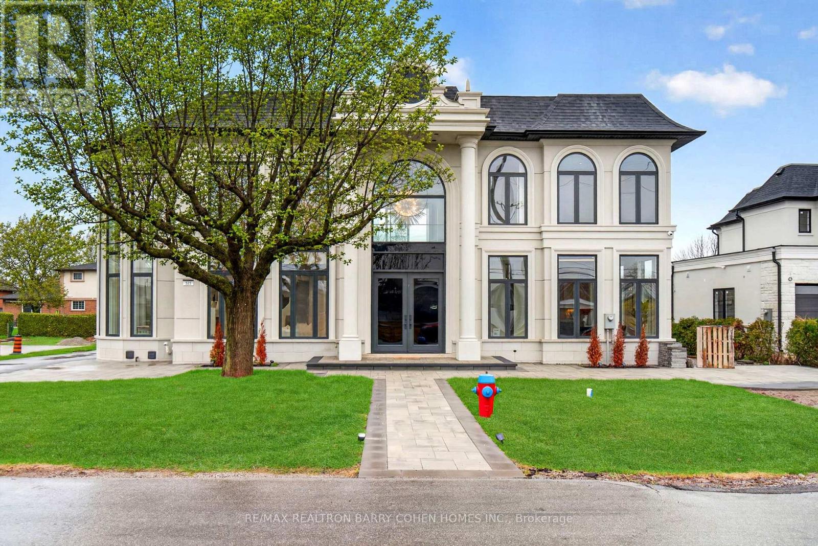 321 Morden Road, Oakville, Ontario  L6K 2S6 - Photo 1 - W13052482