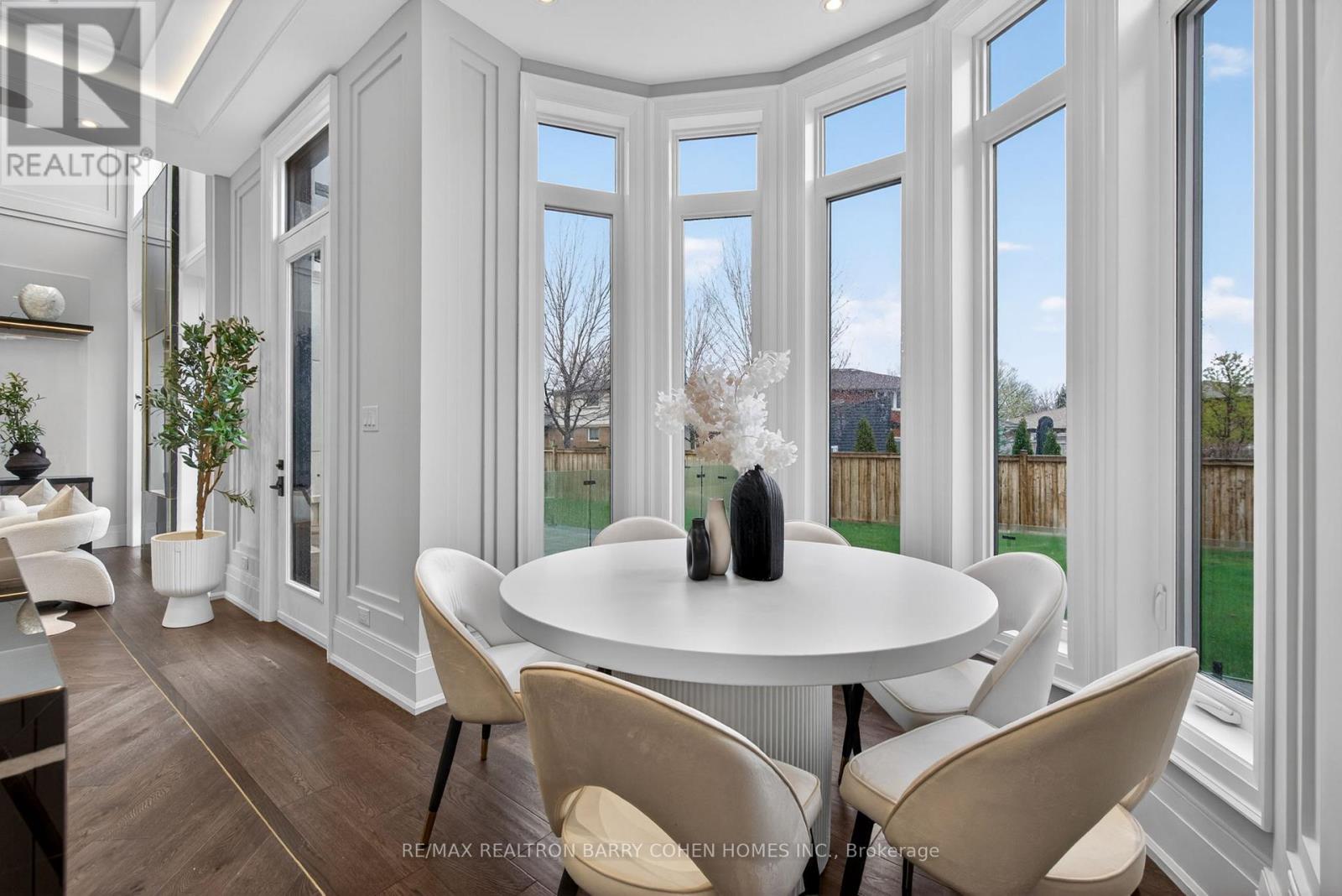 321 Morden Road, Oakville, Ontario  L6K 2S6 - Photo 17 - W13052482