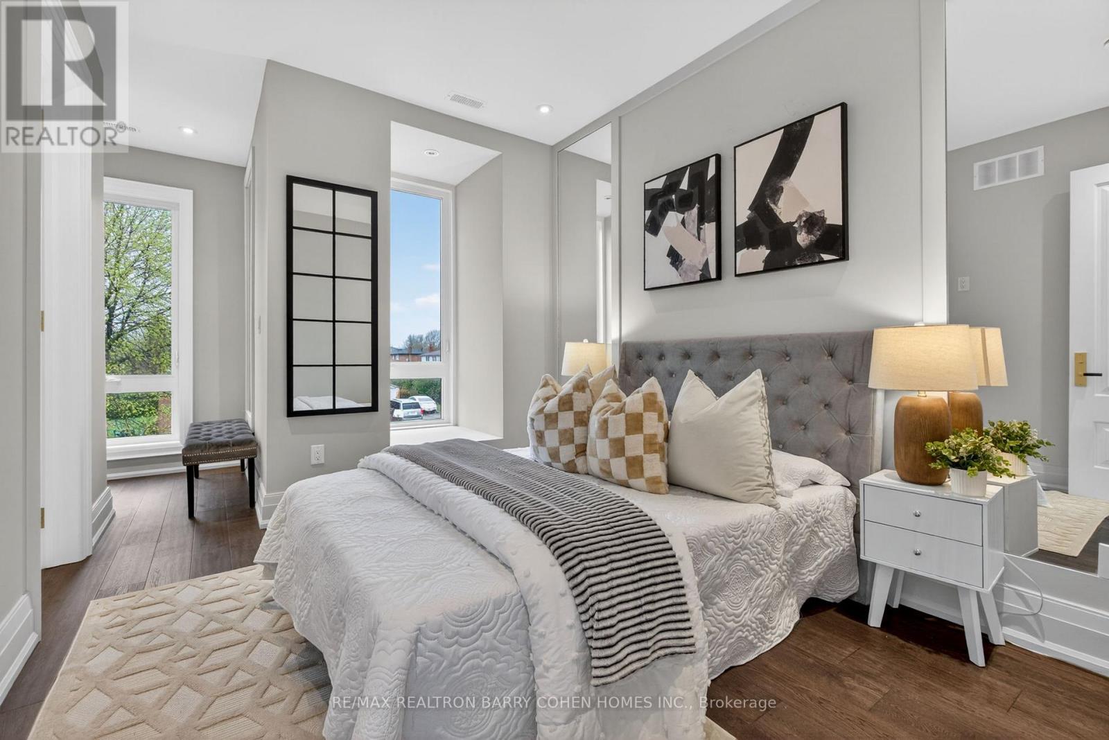 321 Morden Road, Oakville, Ontario  L6K 2S6 - Photo 29 - W13052482