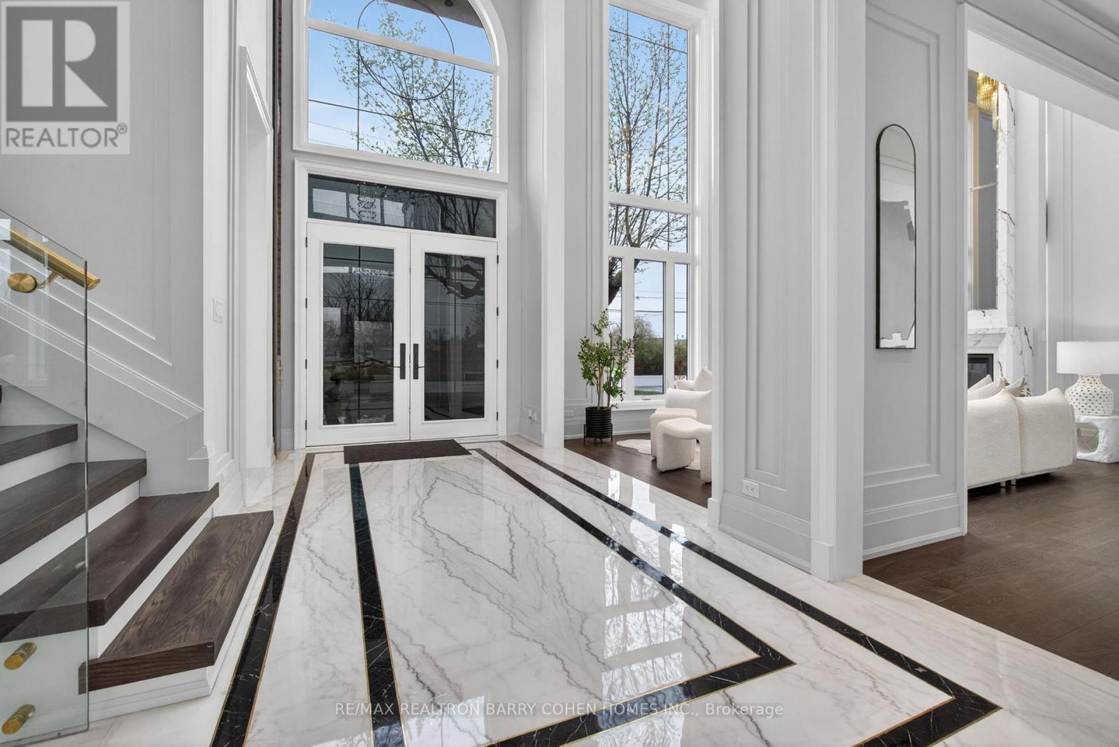 321 Morden Road, Oakville, Ontario  L6K 2S6 - Photo 5 - W13052482