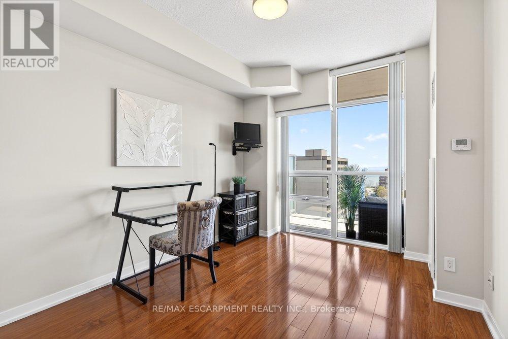 1501 - 551 Maple Avenue, Burlington, Ontario  L7S 1M7 - Photo 9 - W13052552