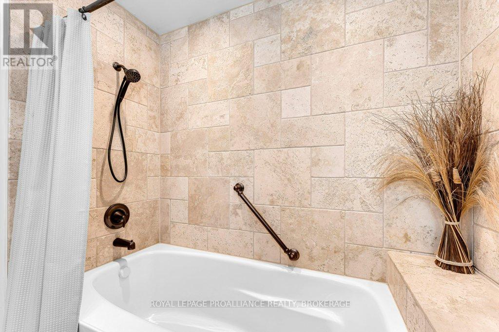 1780 Middle Road, Kingston, Ontario  K7L 4V3 - Photo 28 - X13052682