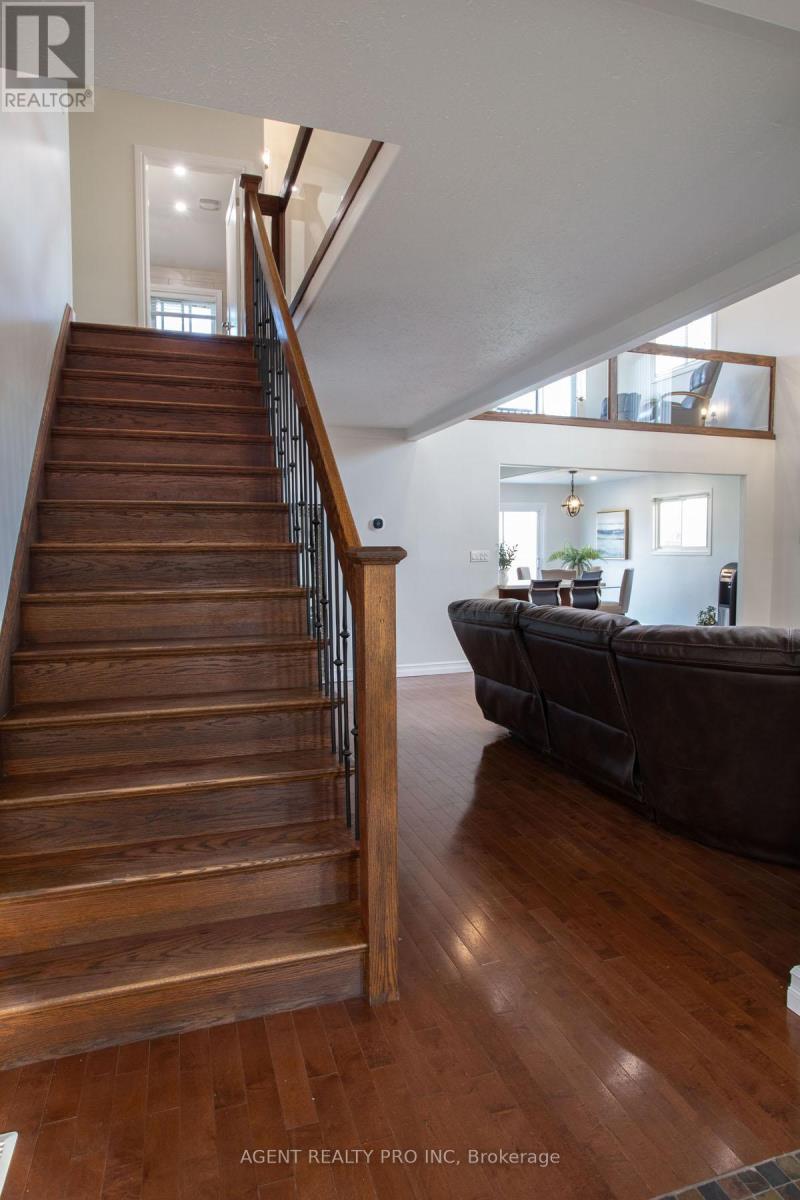 6571 Carroll Drive, Southwest Middlesex, Ontario  N0L 1T0 - Photo 12 - X13052664