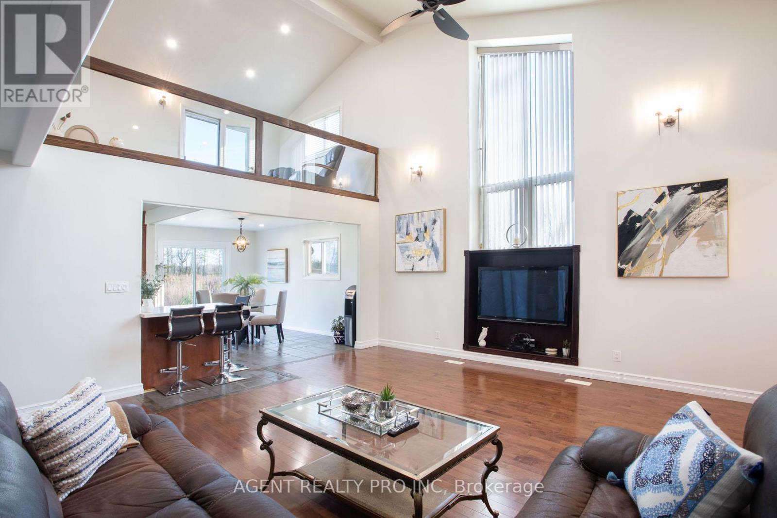 6571 Carroll Drive, Southwest Middlesex, Ontario  N0L 1T0 - Photo 19 - X13052664