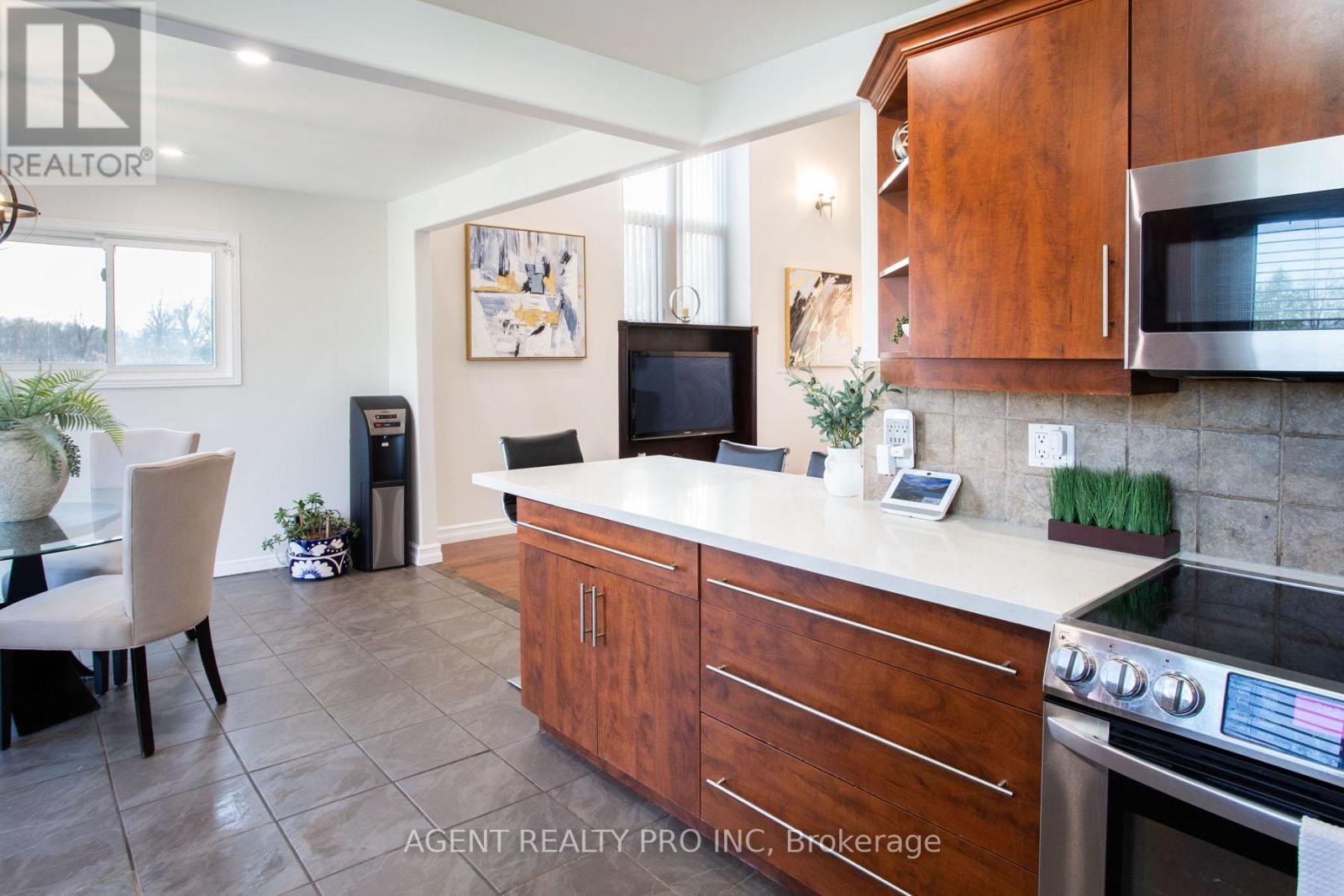 6571 Carroll Drive, Southwest Middlesex, Ontario  N0L 1T0 - Photo 27 - X13052664