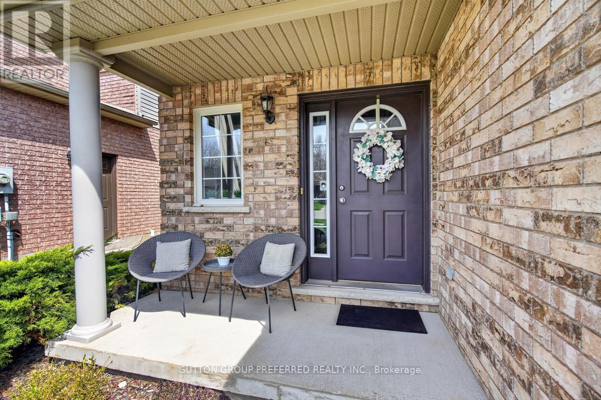 2178 Blackwater Road, London North, Ontario  N5X 4J9 - Photo 2 - X13052716