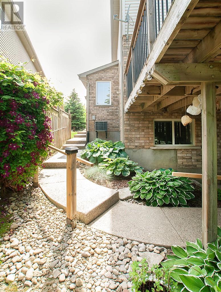 2178 Blackwater Road, London North, Ontario  N5X 4J9 - Photo 40 - X13052716