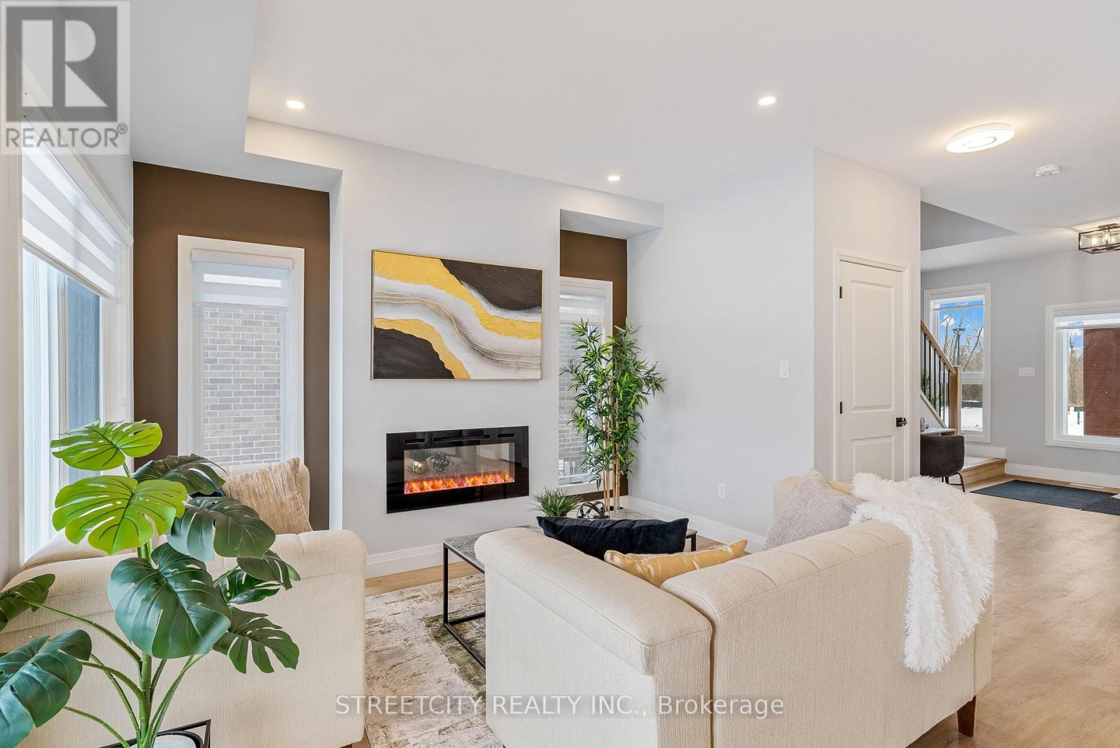 75 Greene Street, South Huron, Ontario  N0M 1S3 - Photo 5 - X13052740