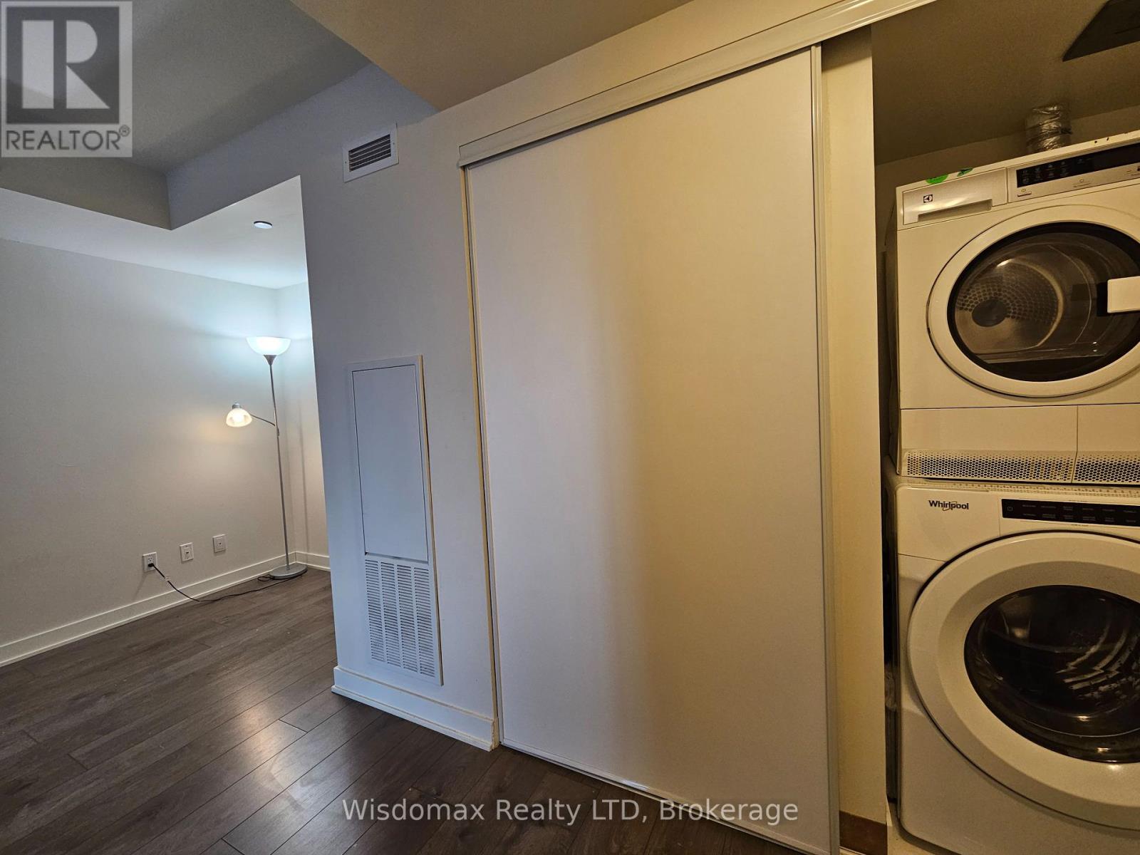 2006 - 2 Sonic Way, Toronto, Ontario  M3C 0P2 - Photo 10 - C13050608