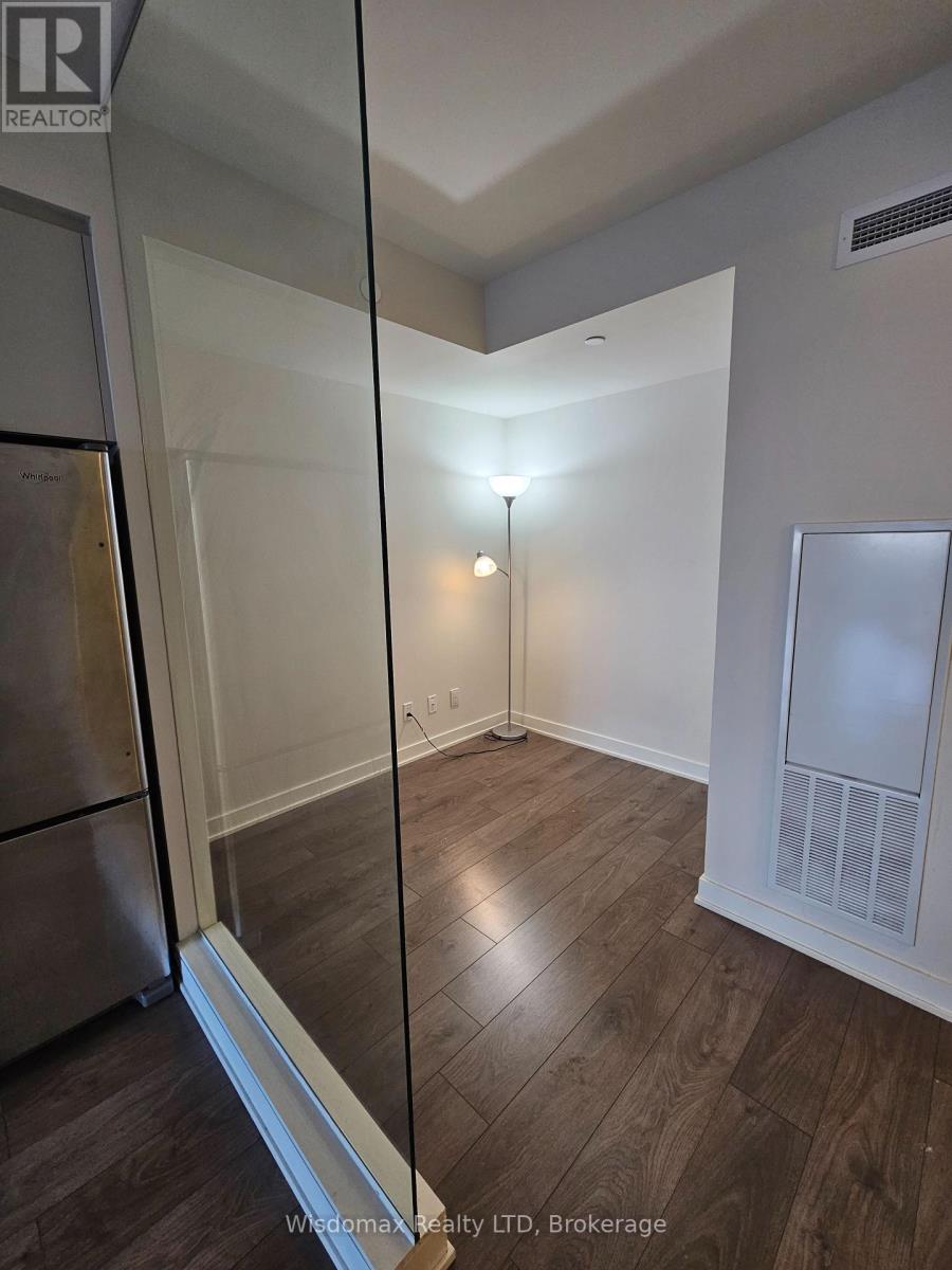 2006 - 2 Sonic Way, Toronto, Ontario  M3C 0P2 - Photo 11 - C13050608