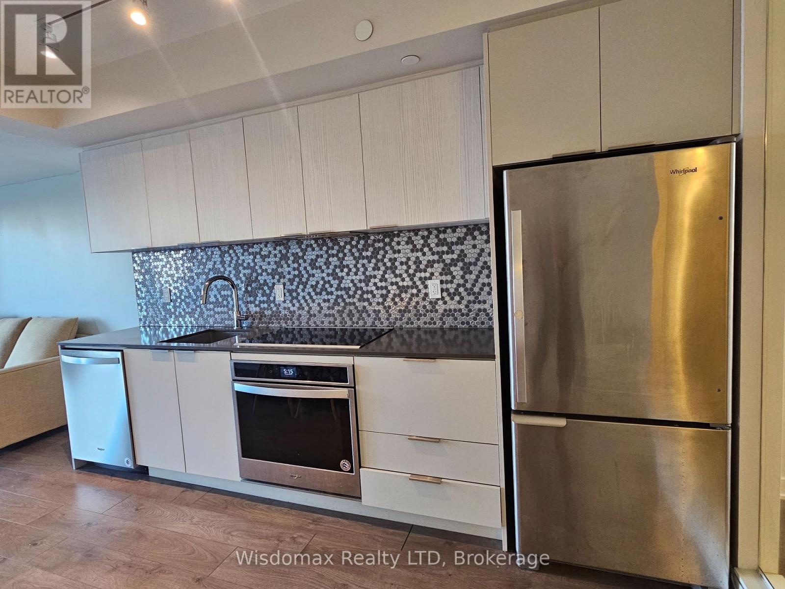 2006 - 2 Sonic Way, Toronto, Ontario  M3C 0P2 - Photo 14 - C13050608