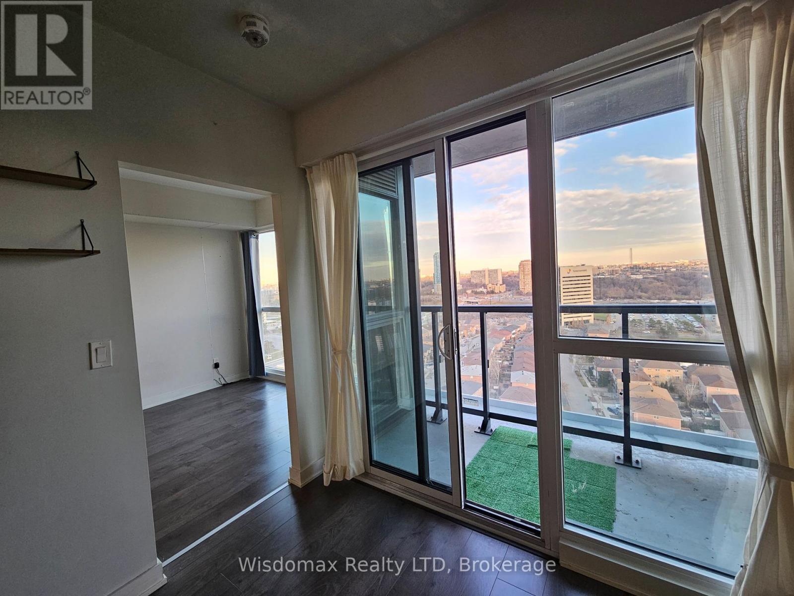 2006 - 2 Sonic Way, Toronto, Ontario  M3C 0P2 - Photo 24 - C13050608